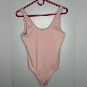 Aritzia Wilfred Free Light Pink Thong Bodysuit Sleeveless Scoop Neck Large